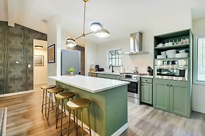 'chateau Relaxo' Homosassa Riverfront Cottage!