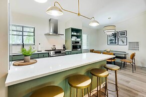 'chateau Relaxo' Homosassa Riverfront Cottage!