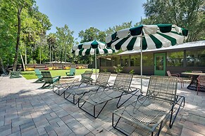 'chateau Relaxo' Homosassa Riverfront Cottage!