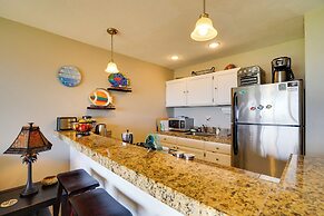 Molokai Shores Resort Condo w/ Pool & Views!