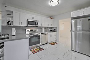 Pet-friendly Miami House ~ 8 Mi to Beaches!
