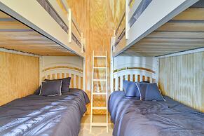 Walk to Beach: Family-friendly Galveston Home!