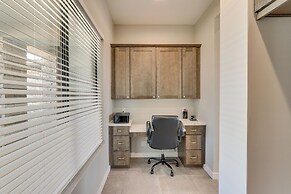 Luxurious Desert Oasis: Fireplace & Private Pool!