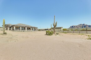 Luxurious Desert Oasis: Fireplace & Private Pool!