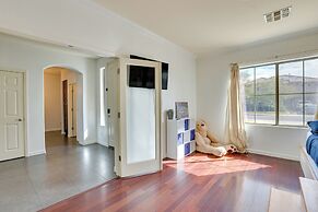 Luxe Family Home w/ Pool, 13 Mi to Dtwn Phoenix!