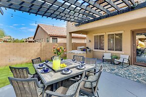 Luxe Family Home w/ Pool, 13 Mi to Dtwn Phoenix!