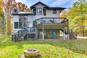Lakefront Maryland Home - Deck, Grill & Pool Table