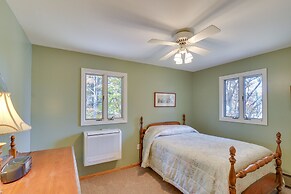 Lakefront Maryland Home - Deck, Grill & Pool Table