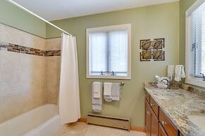 Lakefront Maryland Home - Deck, Grill & Pool Table