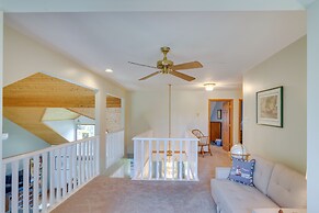 Lakefront Maryland Home - Deck, Grill & Pool Table