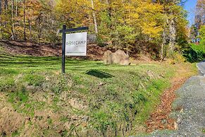 Secluded Bryson City Tiny Cabin Near River Access!