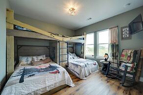 Horseshoe Bay Resort Home ~ 6 Mi to Lake Lbj!