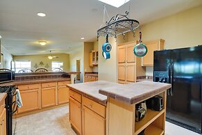 Tucson Home: 11 Mi to Saguaro National Park!