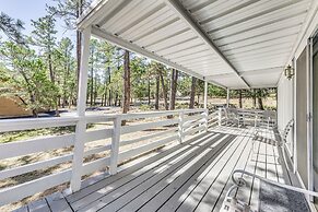 Rustic Alto Retreat - Near Hiking, Skiing & More!