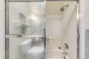 Rustic Alto Retreat - Near Hiking, Skiing & More!