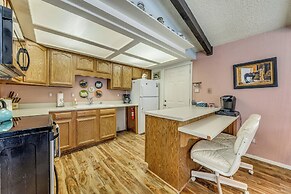 Rustic Alto Retreat - Near Hiking, Skiing & More!