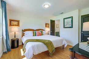 Chic Johnson City Home w/ Yard & Fire Pit!