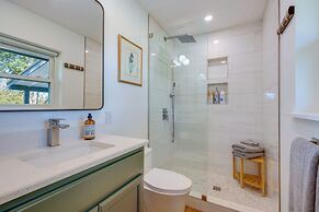 Chic Johnson City Home w/ Yard & Fire Pit!