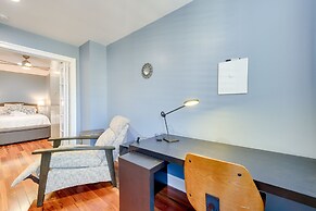 Trendy Baltimore Townhome: 2 Mi to Downtown!