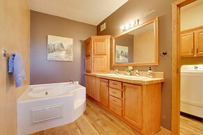 Spacious Canyon Ferry Lake House With Bar & Views!