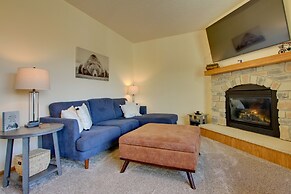 Spacious Canyon Ferry Lake House With Bar & Views!