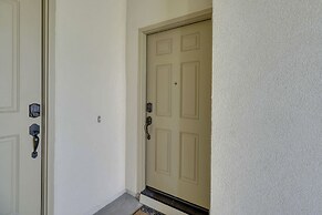 Desirable Reno Apartment: 15 Mi to Ski Slopes!