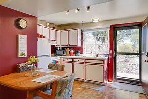 Gorgeous Green Valley Getaway w/ Community Pools!