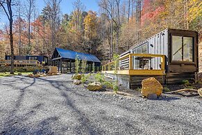 Bryson City Tiny Cabin: Hot Tub, Near River Access