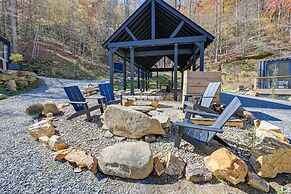 Bryson City Tiny Cabin: Hot Tub, Near River Access