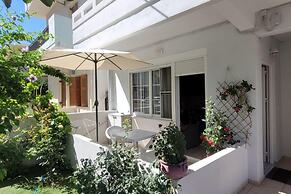 Annas Downtown Apartment