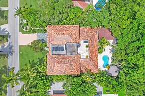 4-BR Pool Villa - Garden & Beach Access