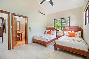 4-BR Pool Villa - Garden & Beach Access