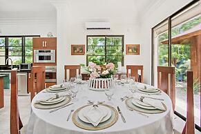 4-BR Pool Villa - Garden & Beach Access