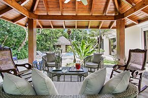 4-BR Pool Villa - Garden & Beach Access