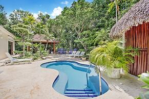 4-BR Pool Villa - Garden & Beach Access