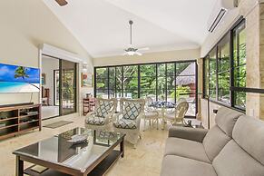 4-BR Pool Villa - Garden & Beach Access