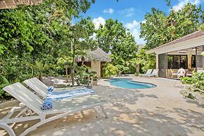 4-BR Pool Villa - Garden & Beach Access