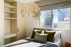 Phaedrus Living: Erato Luxury Penthouse