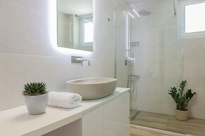 Villa Bala - Seaside Luxury Villa!