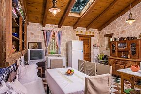 Jianni's Villa - Stone Villa in the Greenery!!
