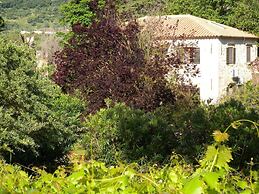 Jianni's Villa - Stone Villa in the Greenery!!