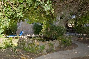 Jianni's Villa - Stone Villa in the Greenery!!