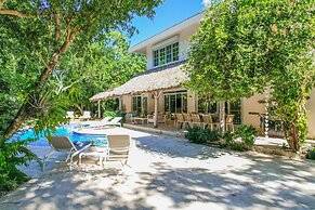 5BR Villa with Pool&Beach in Punta Cana