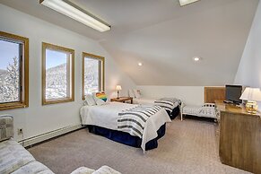 Evans Mountain Lodge