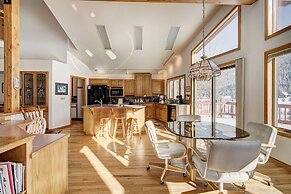 Evans Mountain Lodge