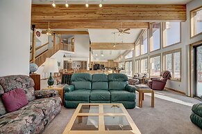 Evans Mountain Lodge