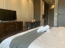 Ceylonz Suites by Roomy