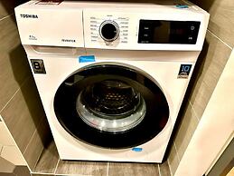 Ceylonz Suites by Roomy