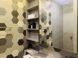 Ceylonz Suites by Roomy