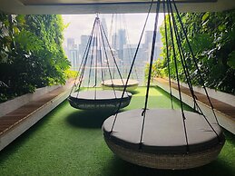 Ceylonz Suites by Roomy